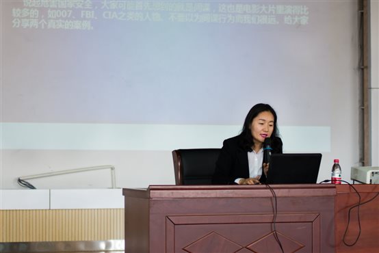 E:德方宣传工作图片904法治副校长新建文件夹 (2)DSC_2306.jpg