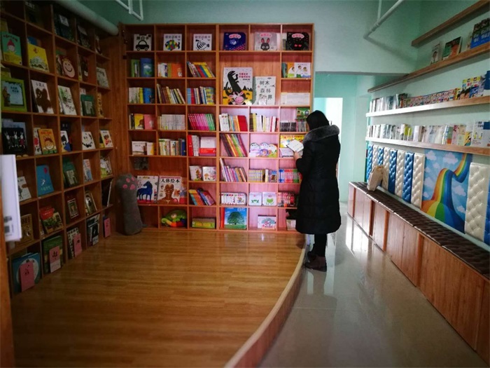 神华康城社区“爱读”阅读中心.jpg